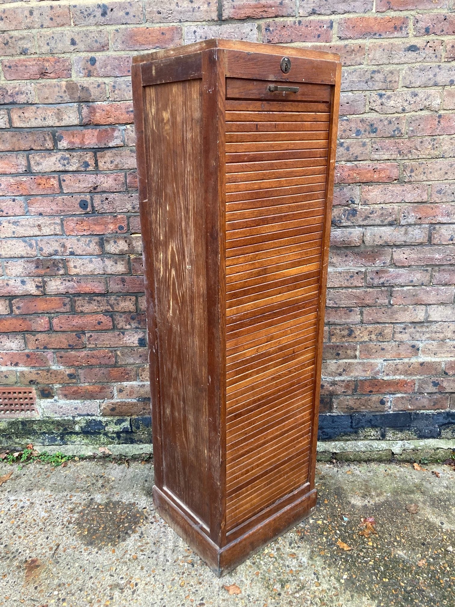 kids-single-tambour-cabinet-3