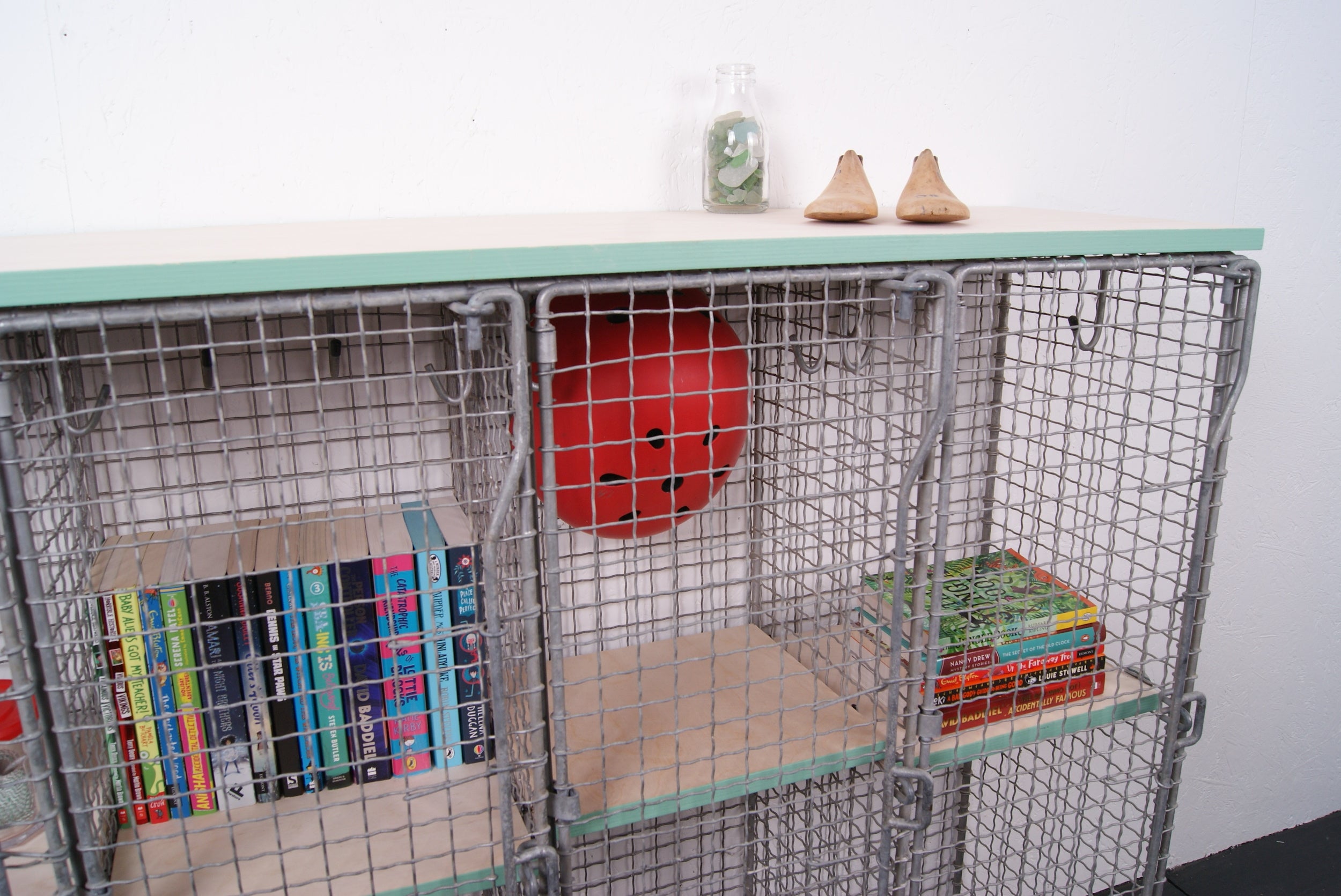 kids-storage-locker-10