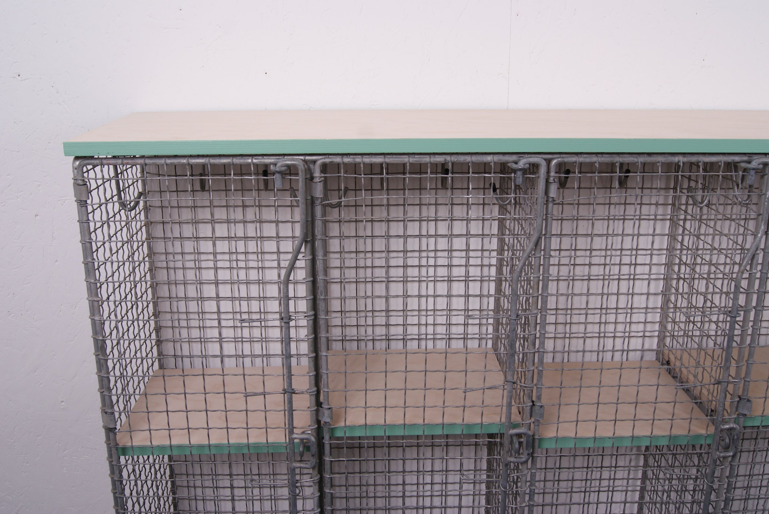 kids-storage-locker-2
