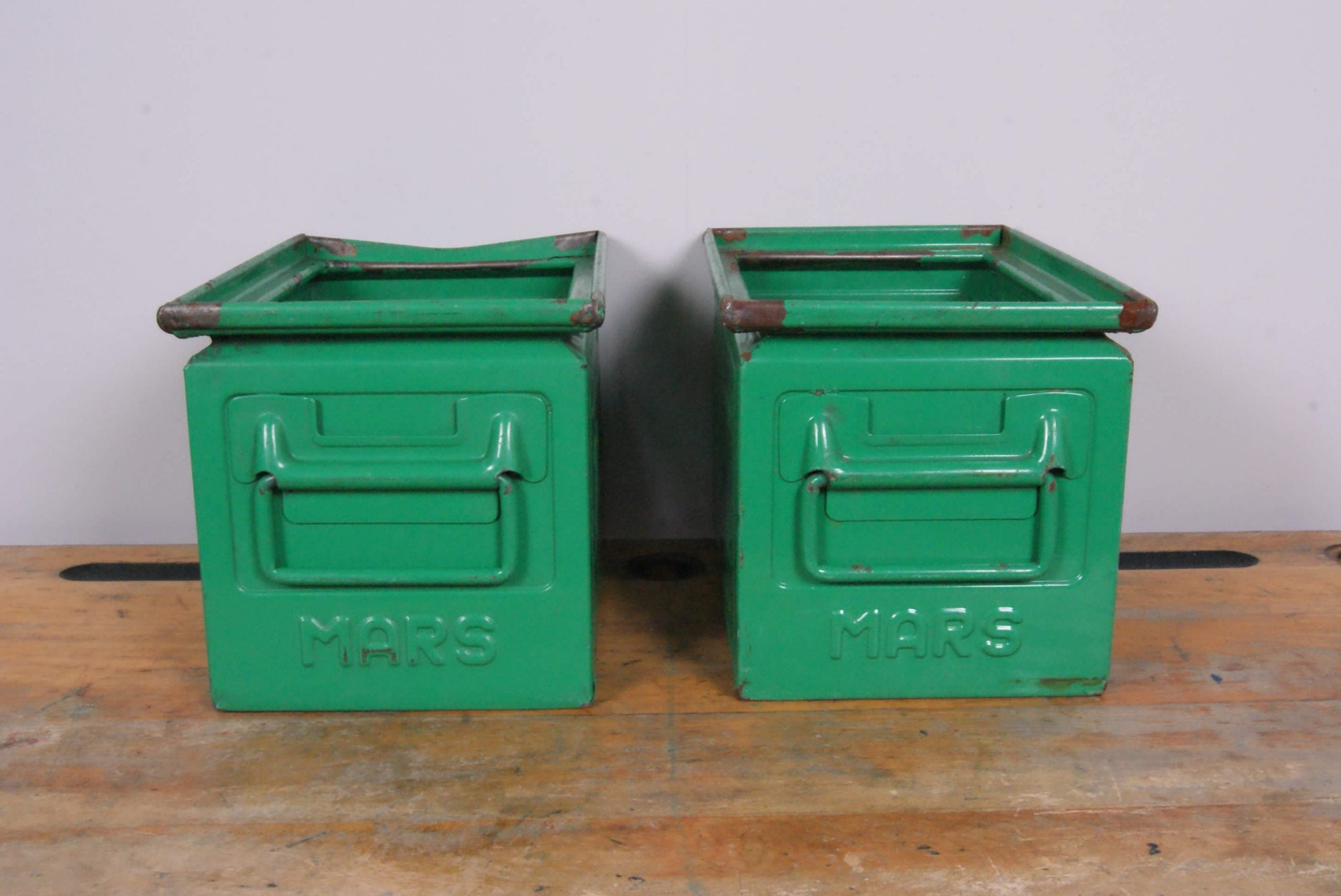 Children's Green Metal Mars Storage Crates/Boxes
