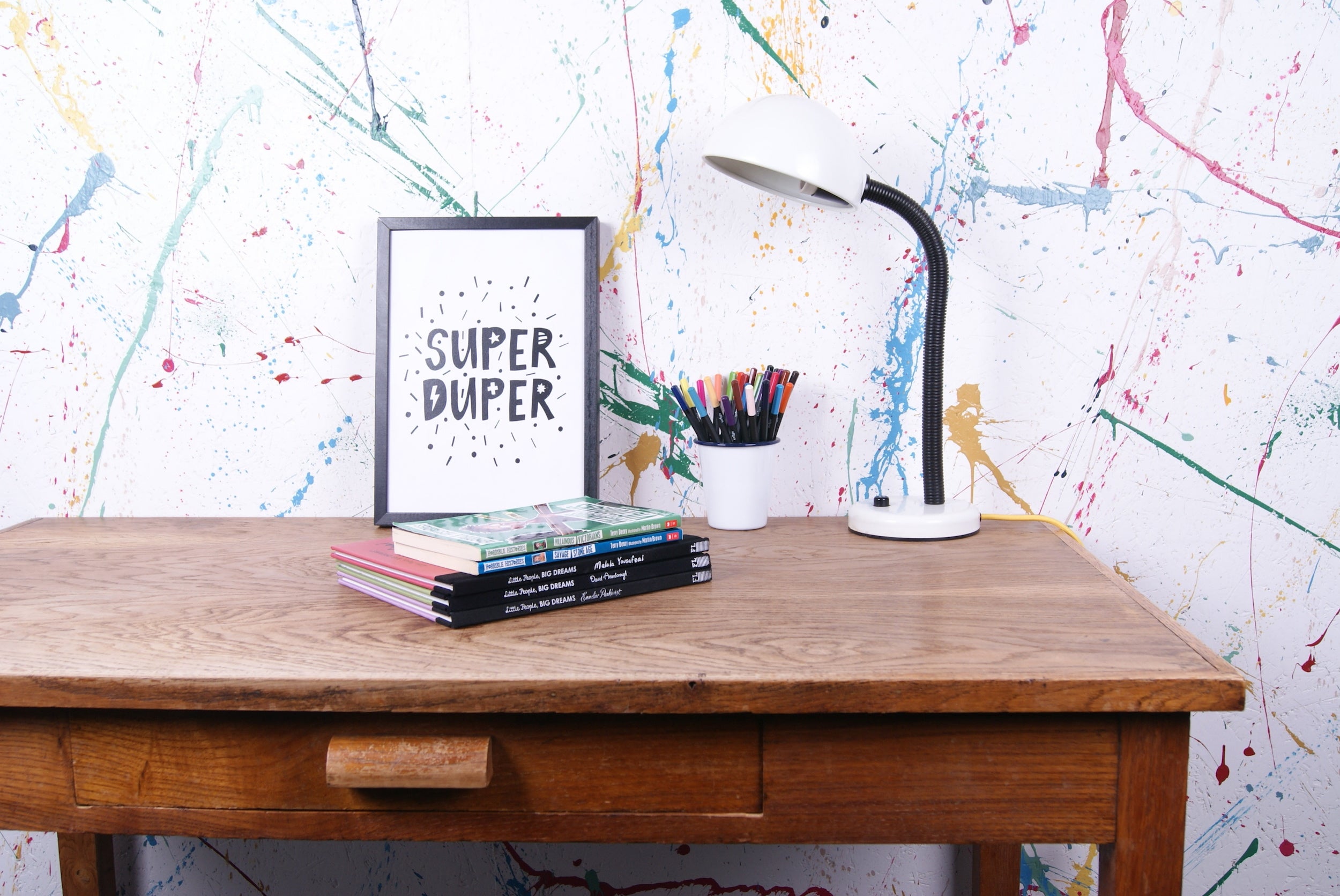 kids-white-black-retro-lamp-1