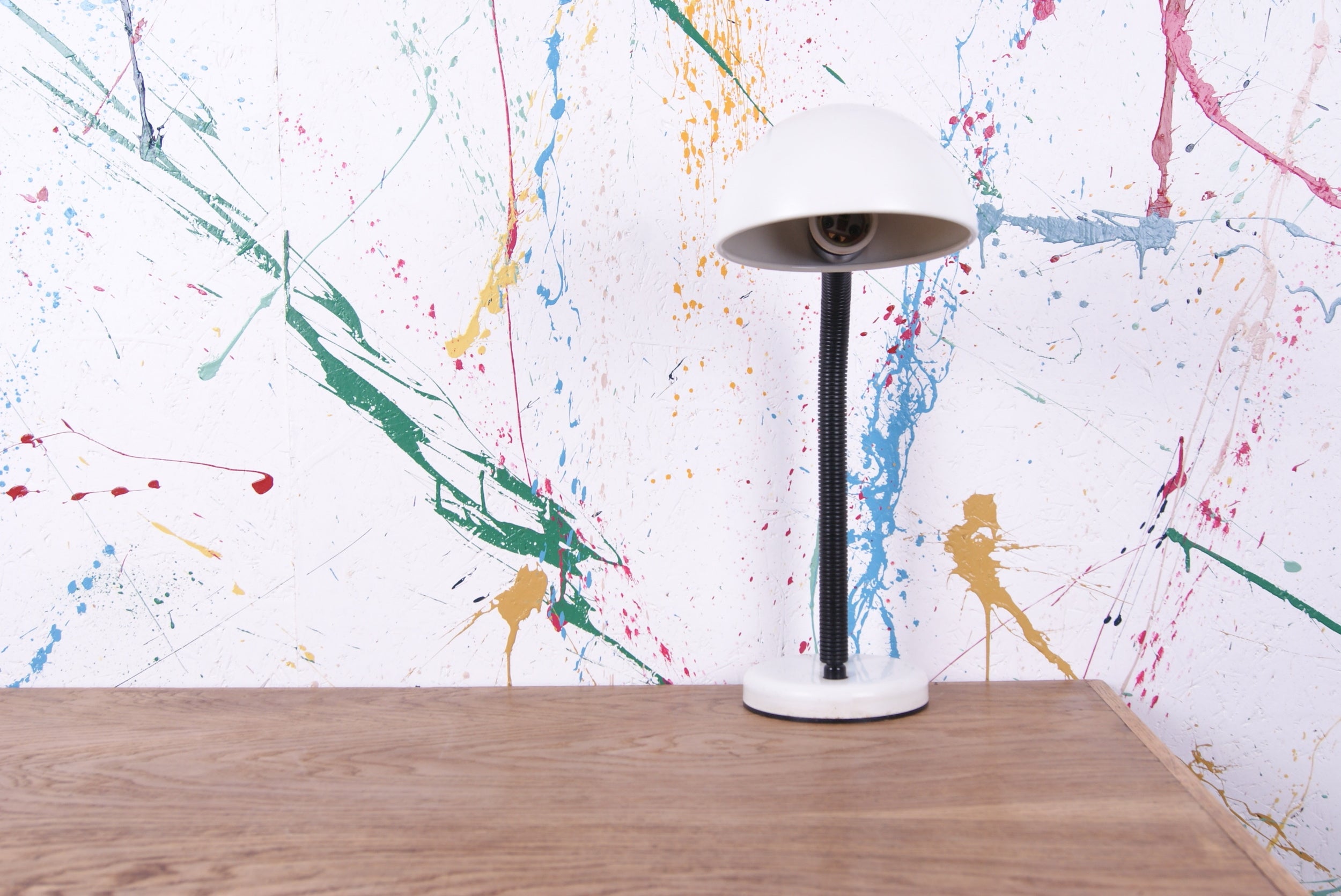kids-white-black-retro-lamp-5