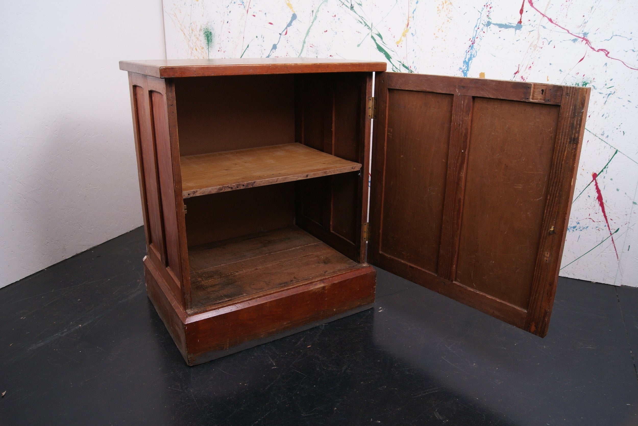 kids-wooden-cupboard-5.