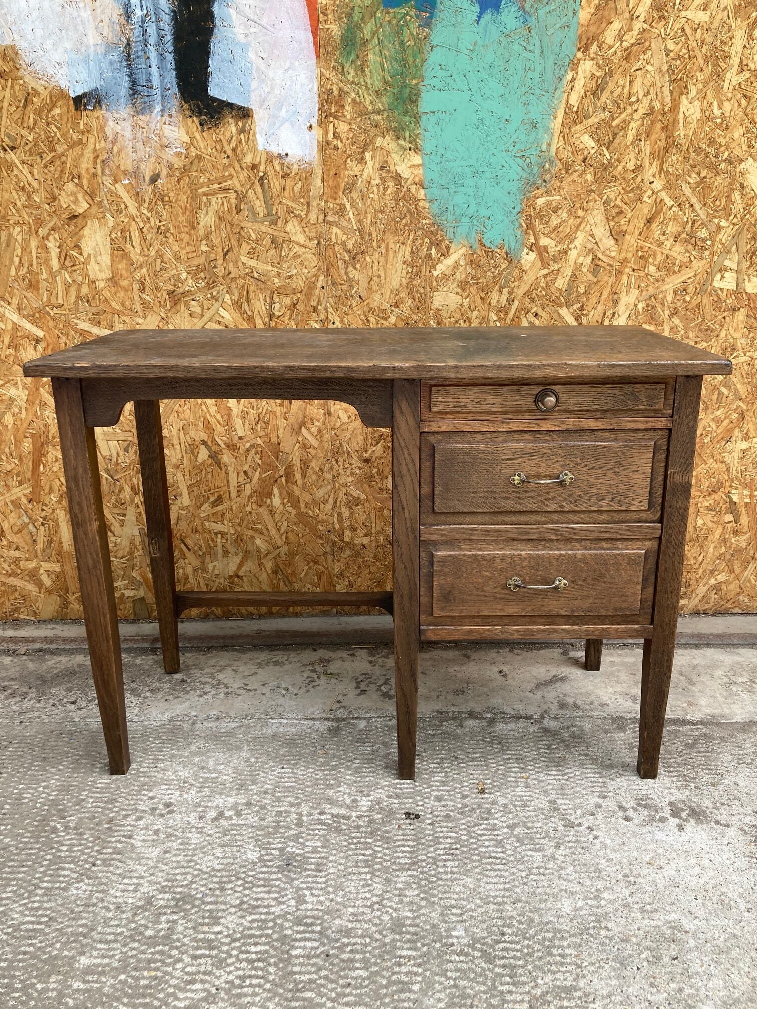 kids-wooden-desk-1