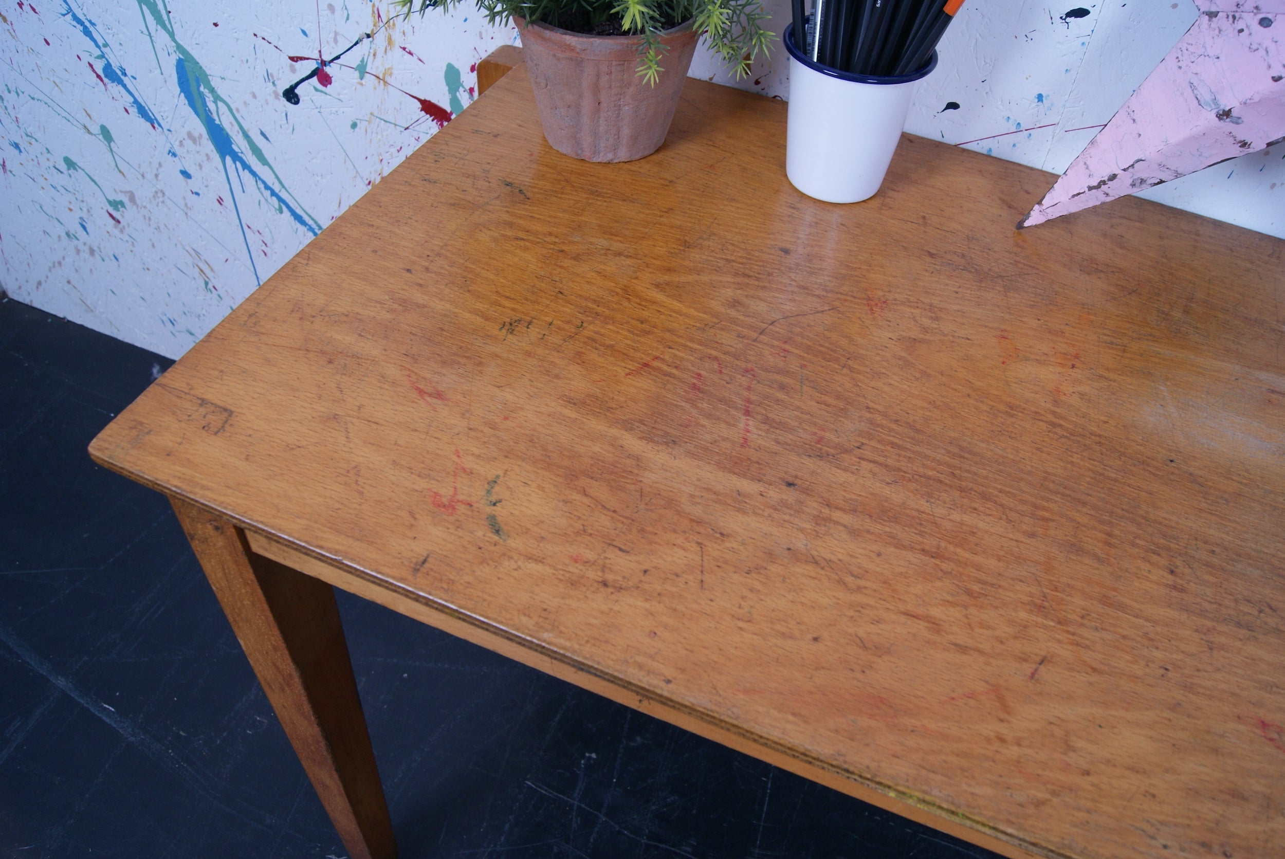 kids-wooden-esavian-table-1