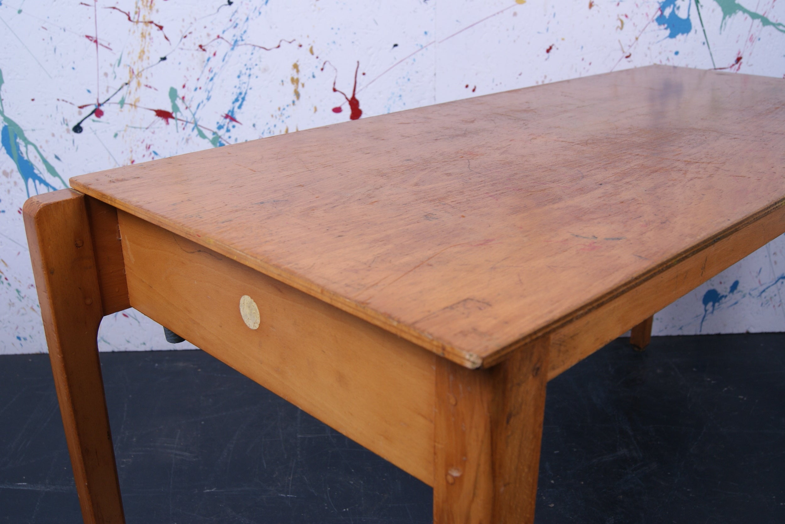 kids-wooden-esavian-table-6