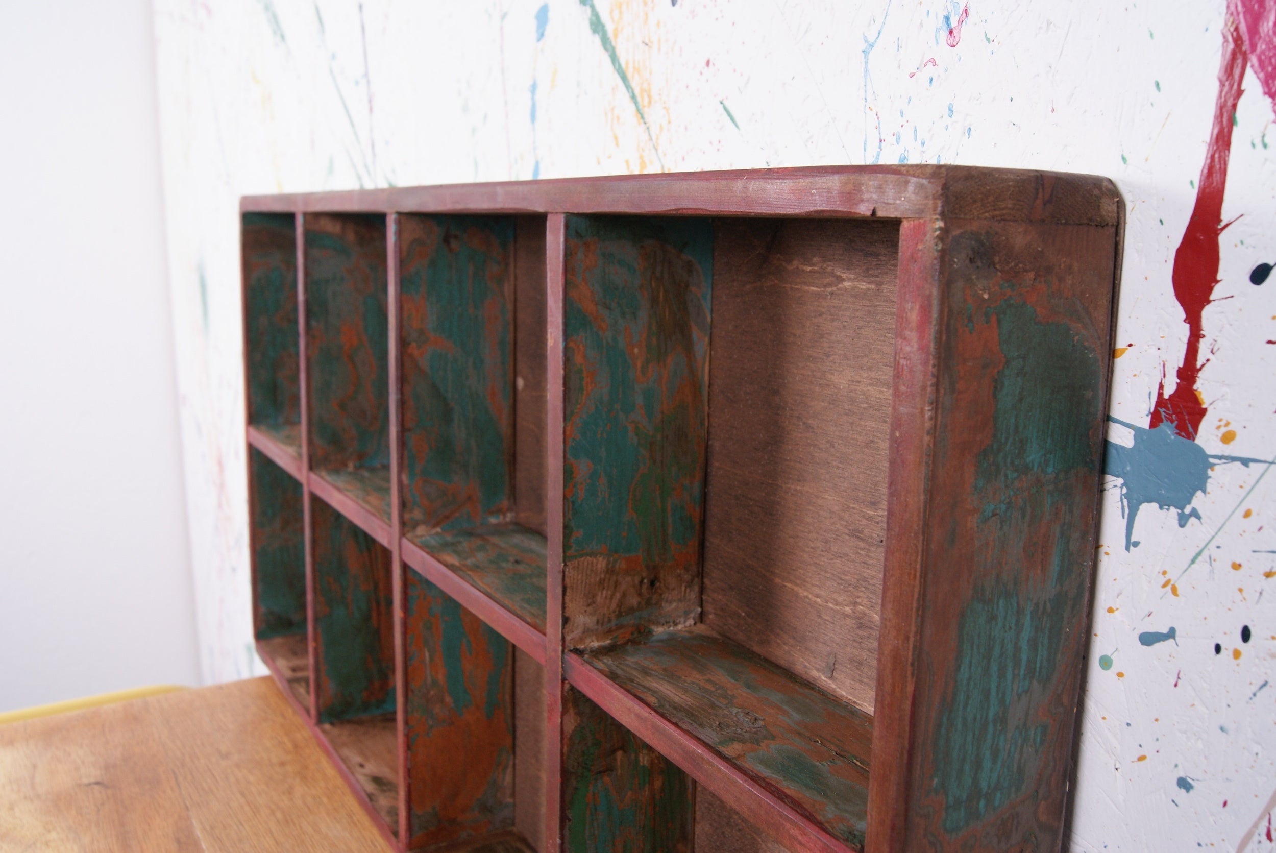 kids-wooden-pigeon-hole-shelf-4