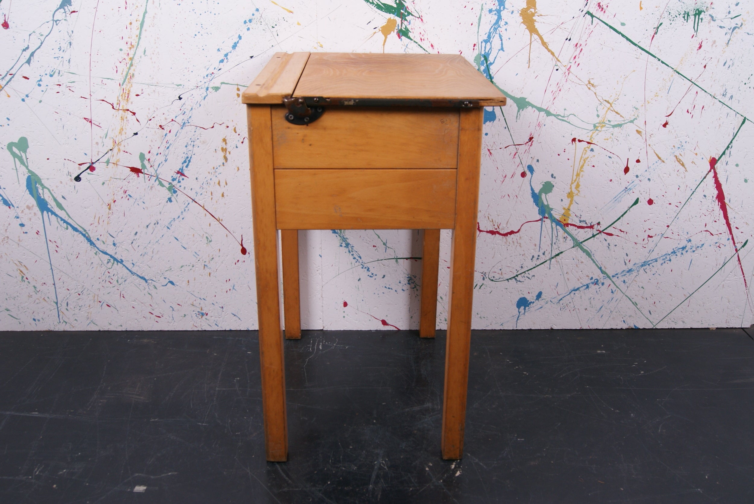 kids-wooden-single-desk-3