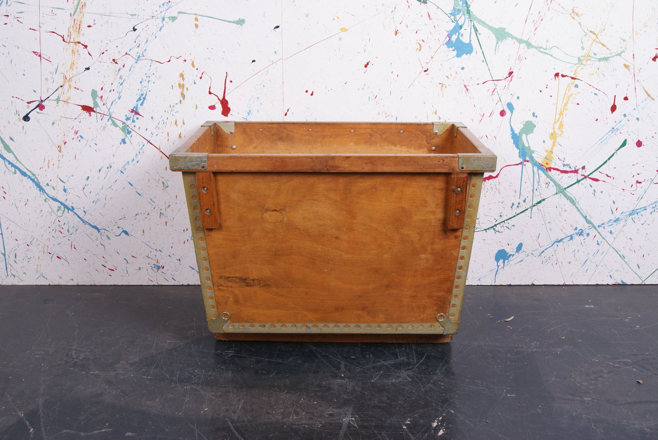 kids-wooden-storage-crate-1