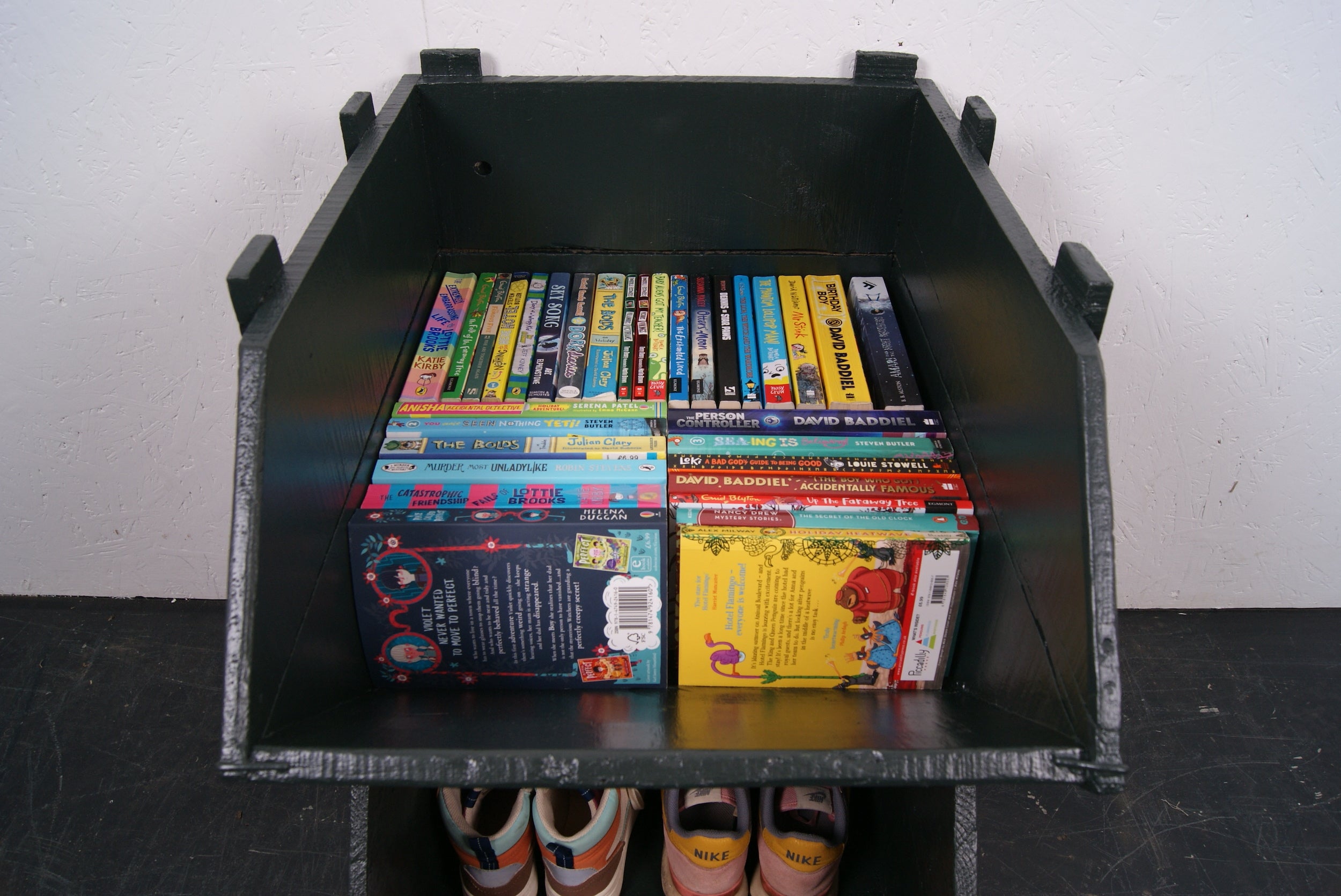kids-wooden-storage-crates-2