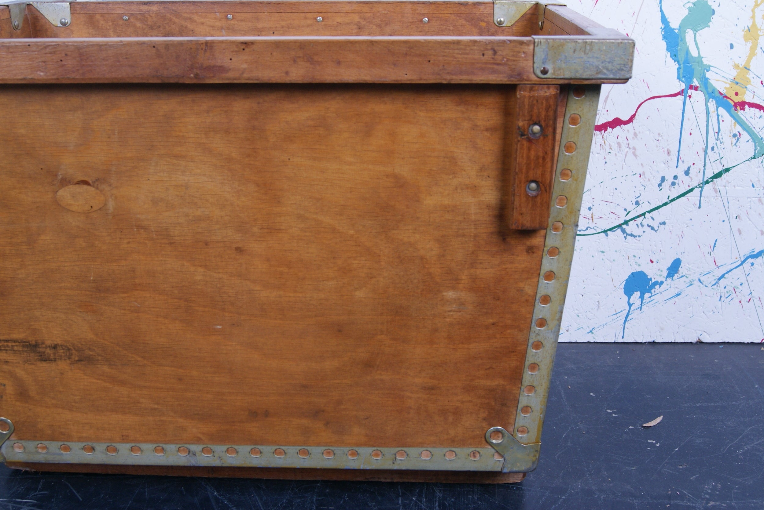 kids-wooden-stroage-crate-3