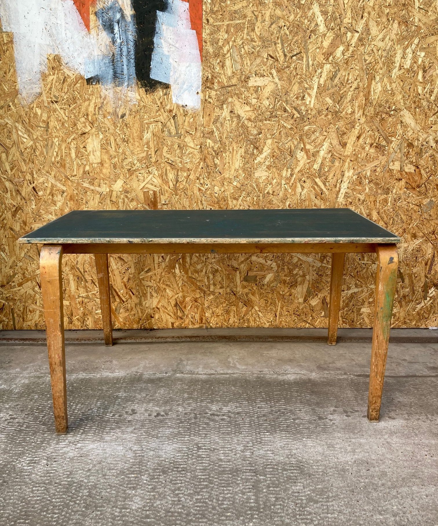 kids-wooden-table-1