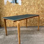kids-wooden-table-3