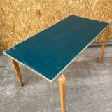 kids-wooden-table-4