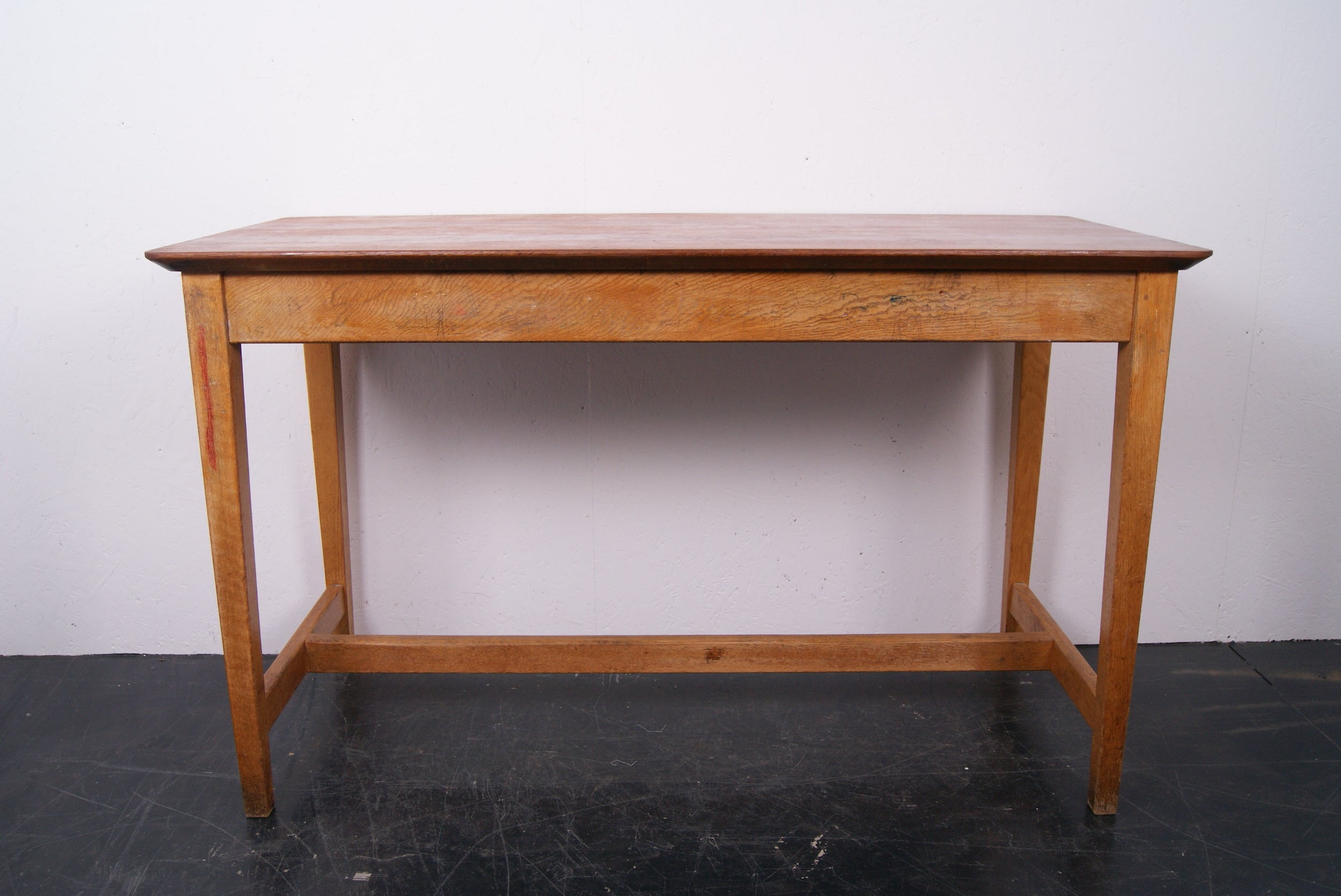 lab-bench-1