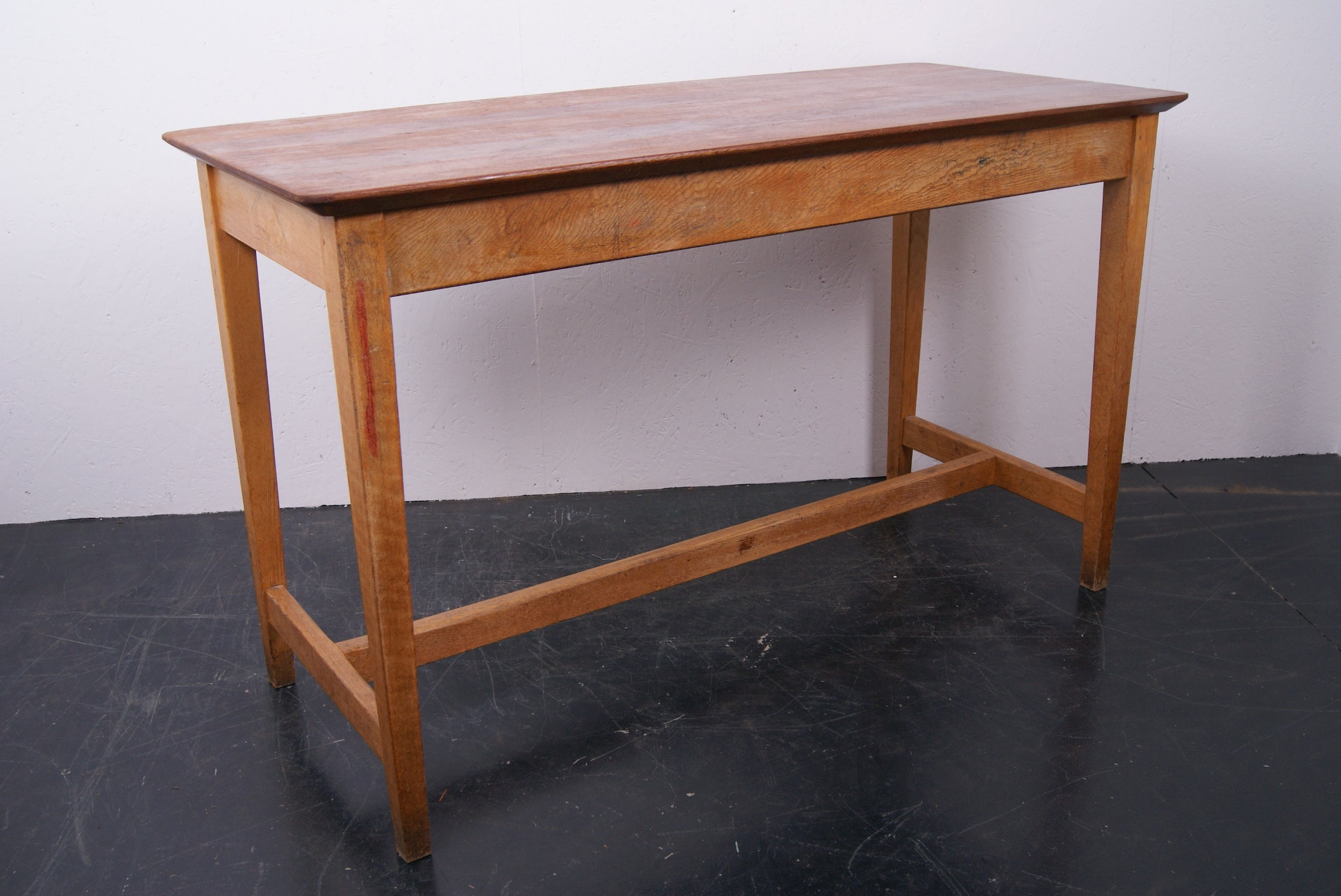 lab-bench-5