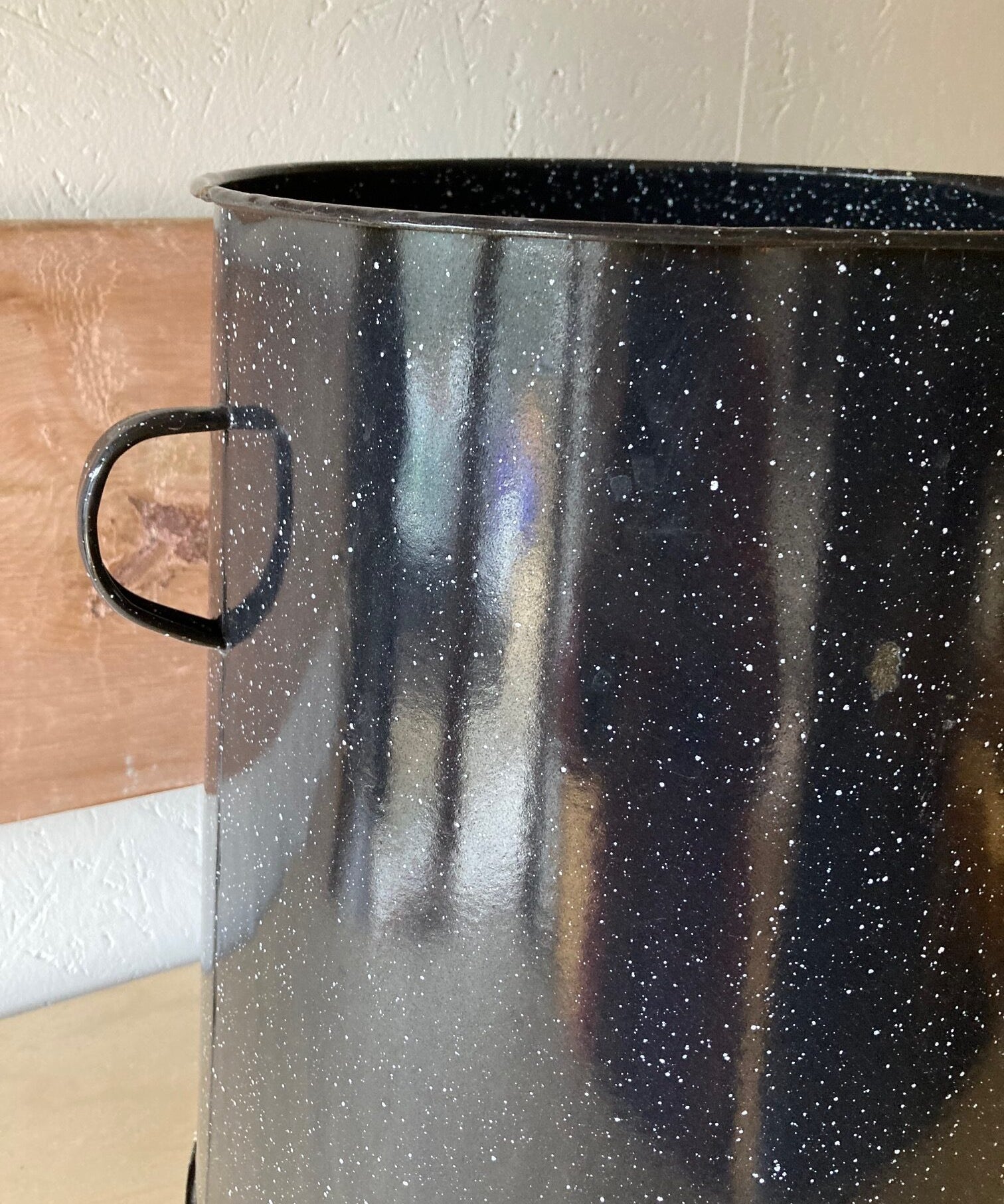 large-black-galaxy-maggie-2