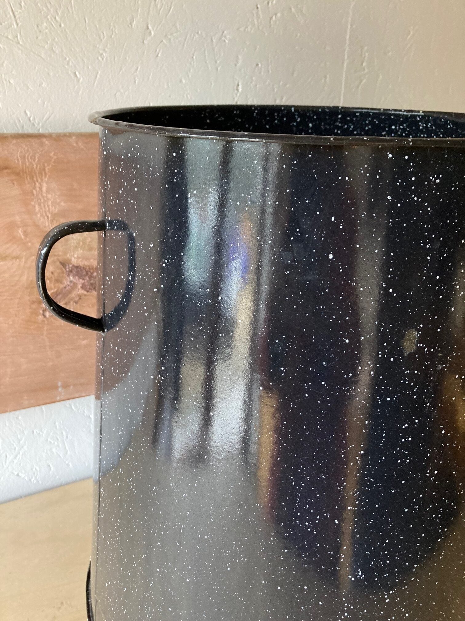 large-black-galaxy-maggie-2