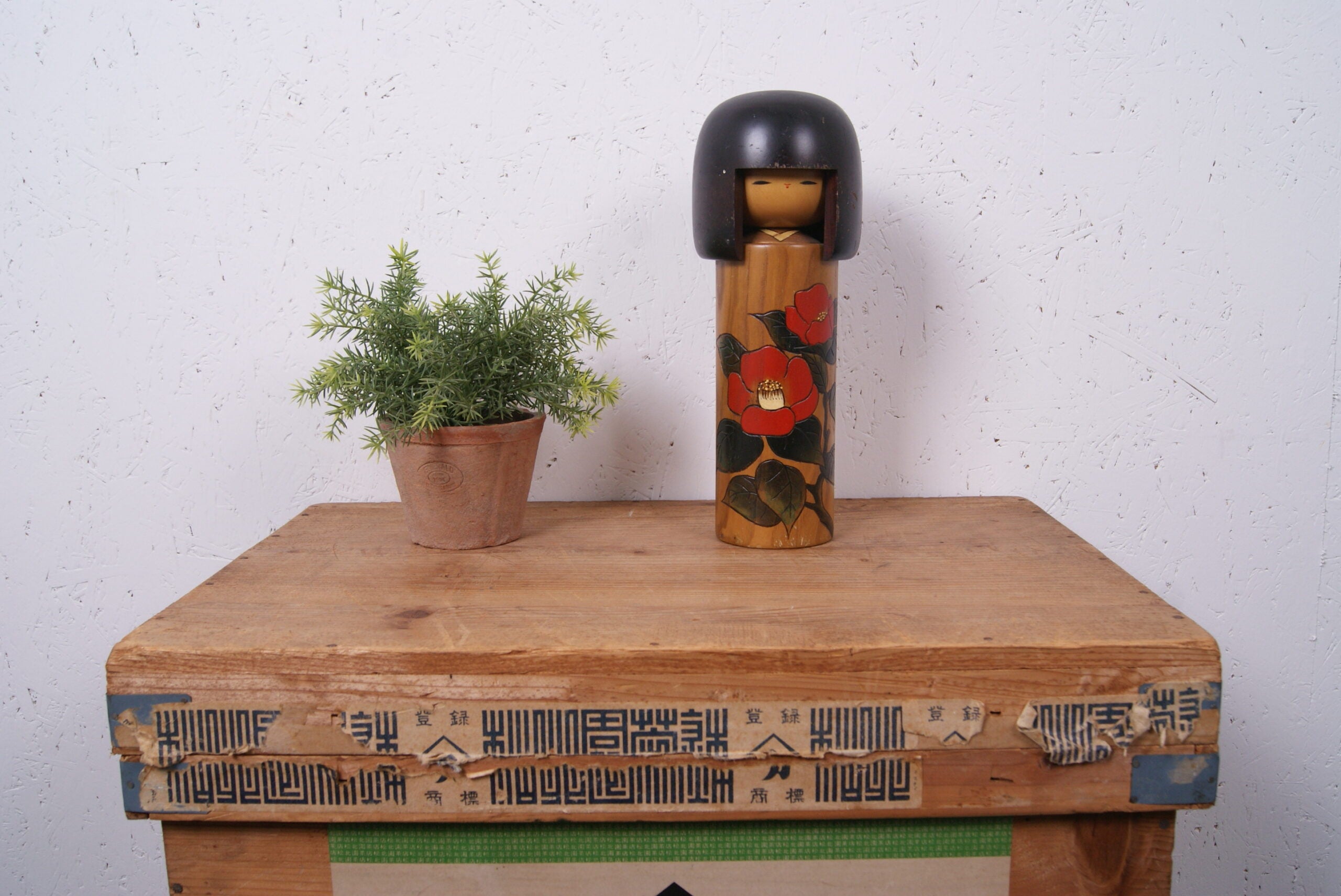 large-creative-kokeshi-doll-1