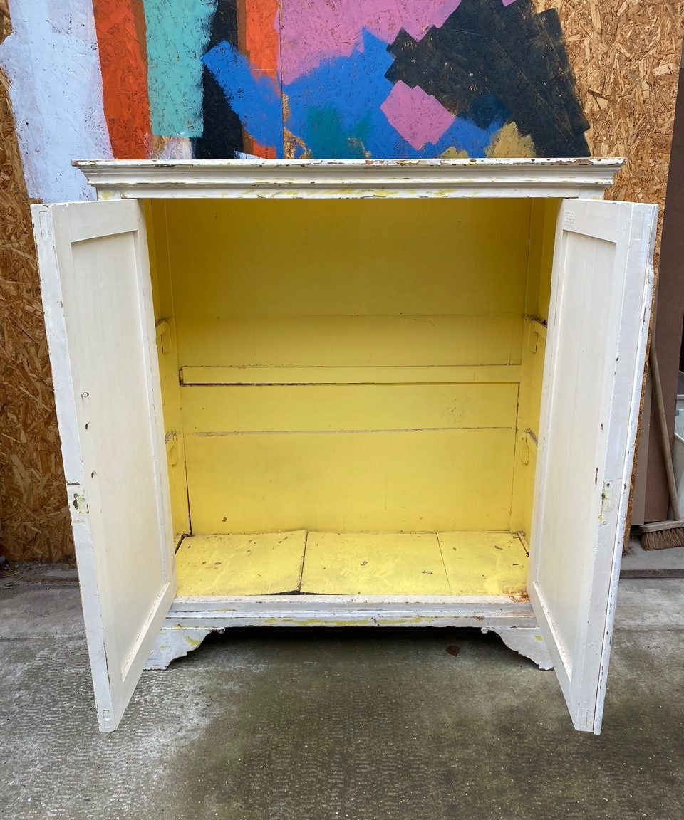 large-cupboard-4