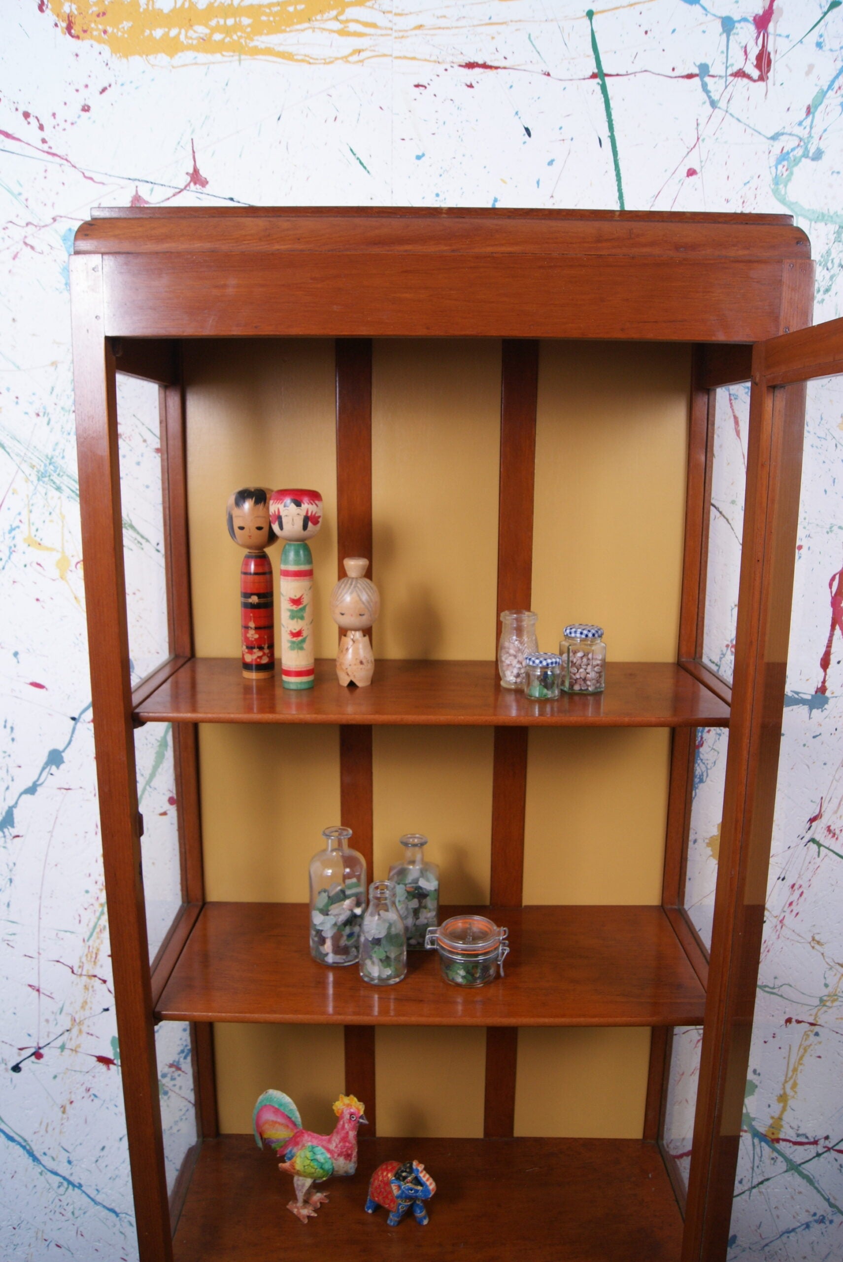 large-display-cabinet-5