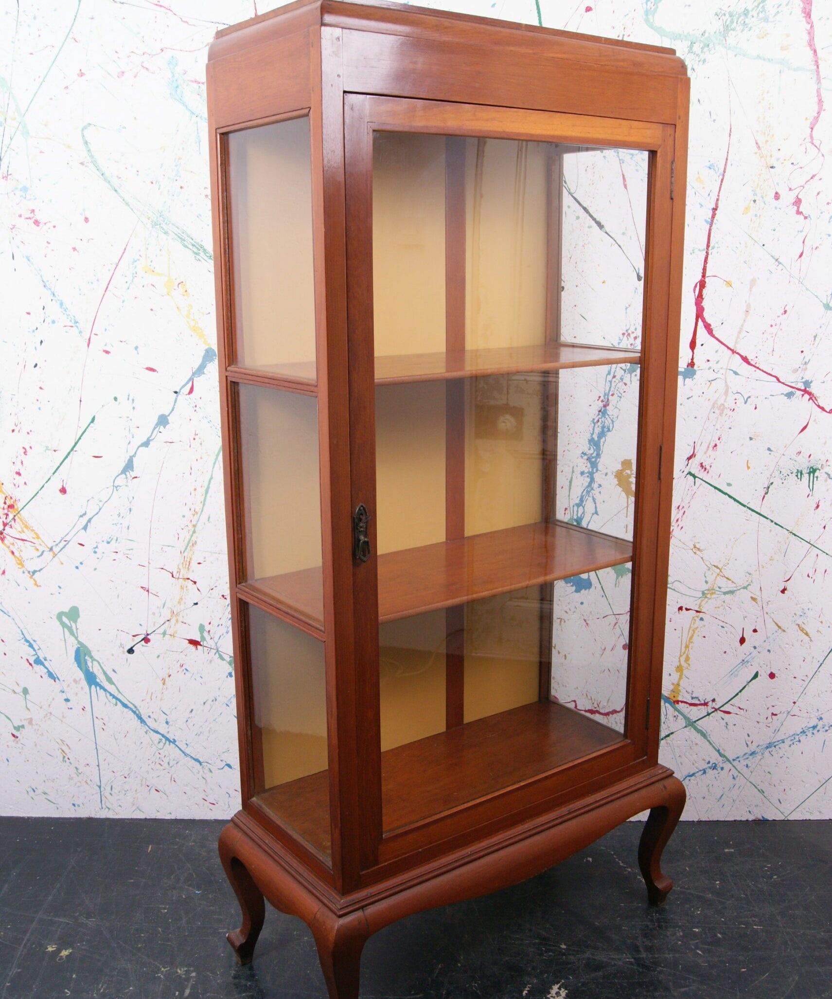 large-display-cabinet-7