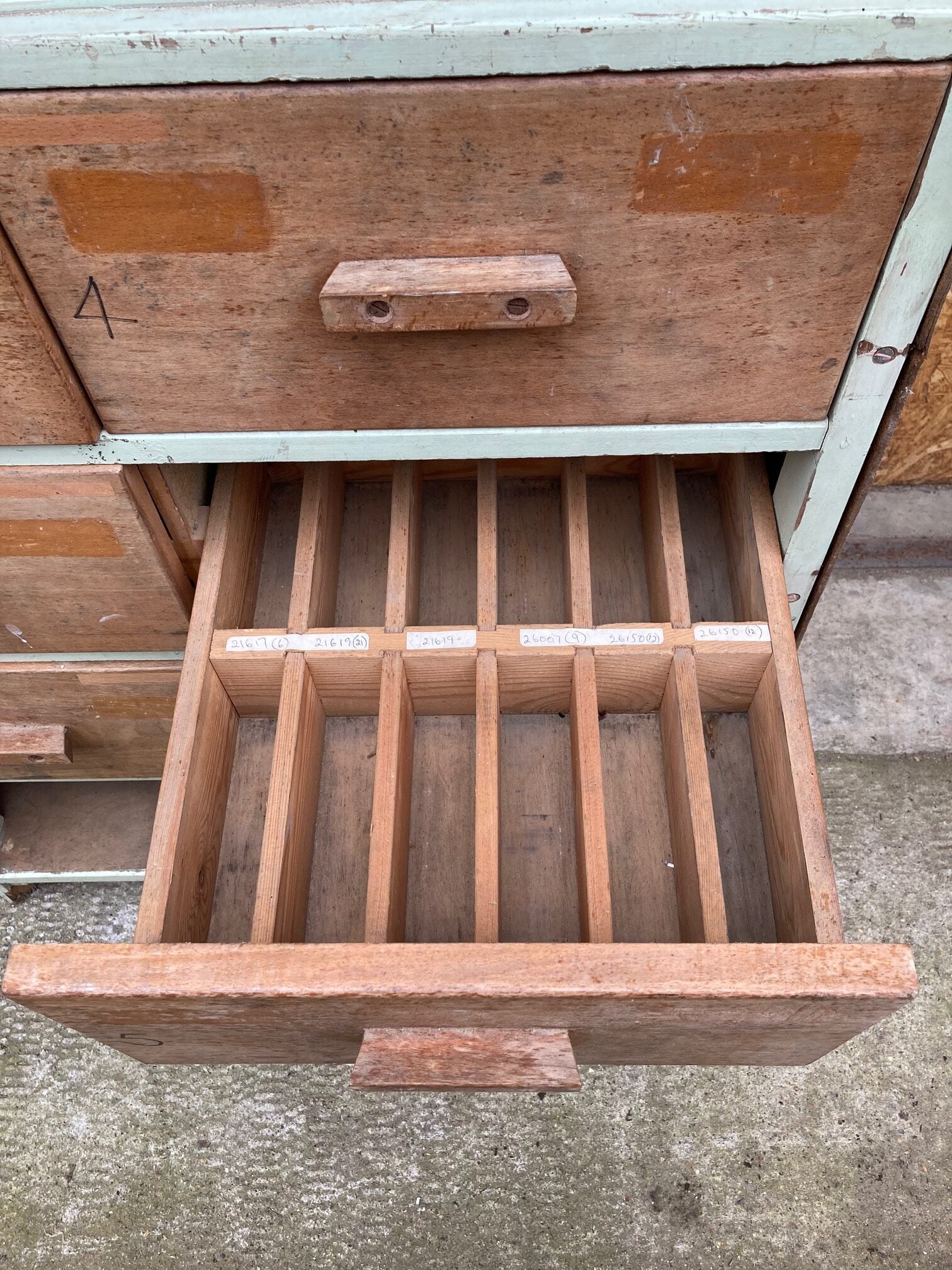 large-drawers-4