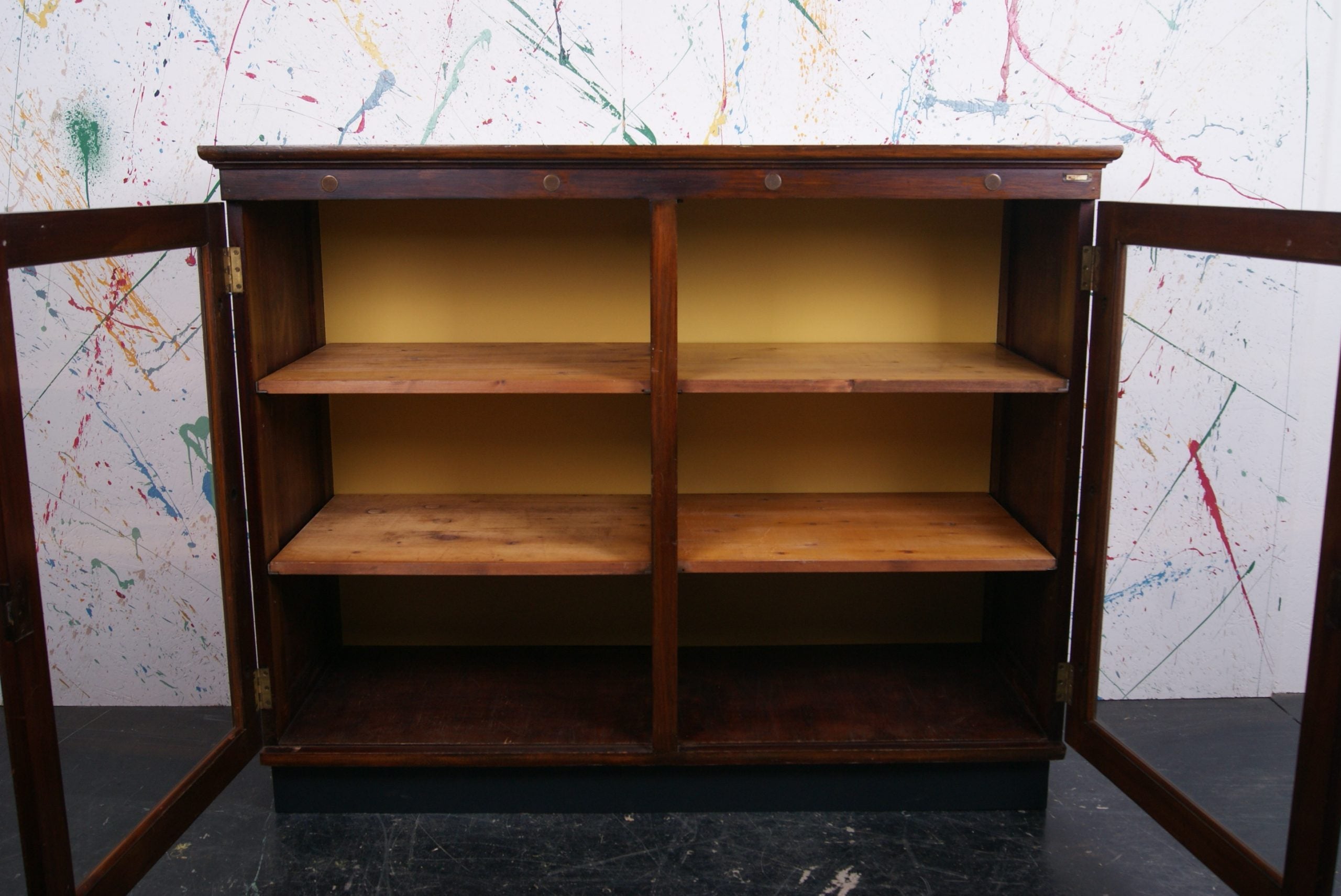 large-glass-cabinet-15