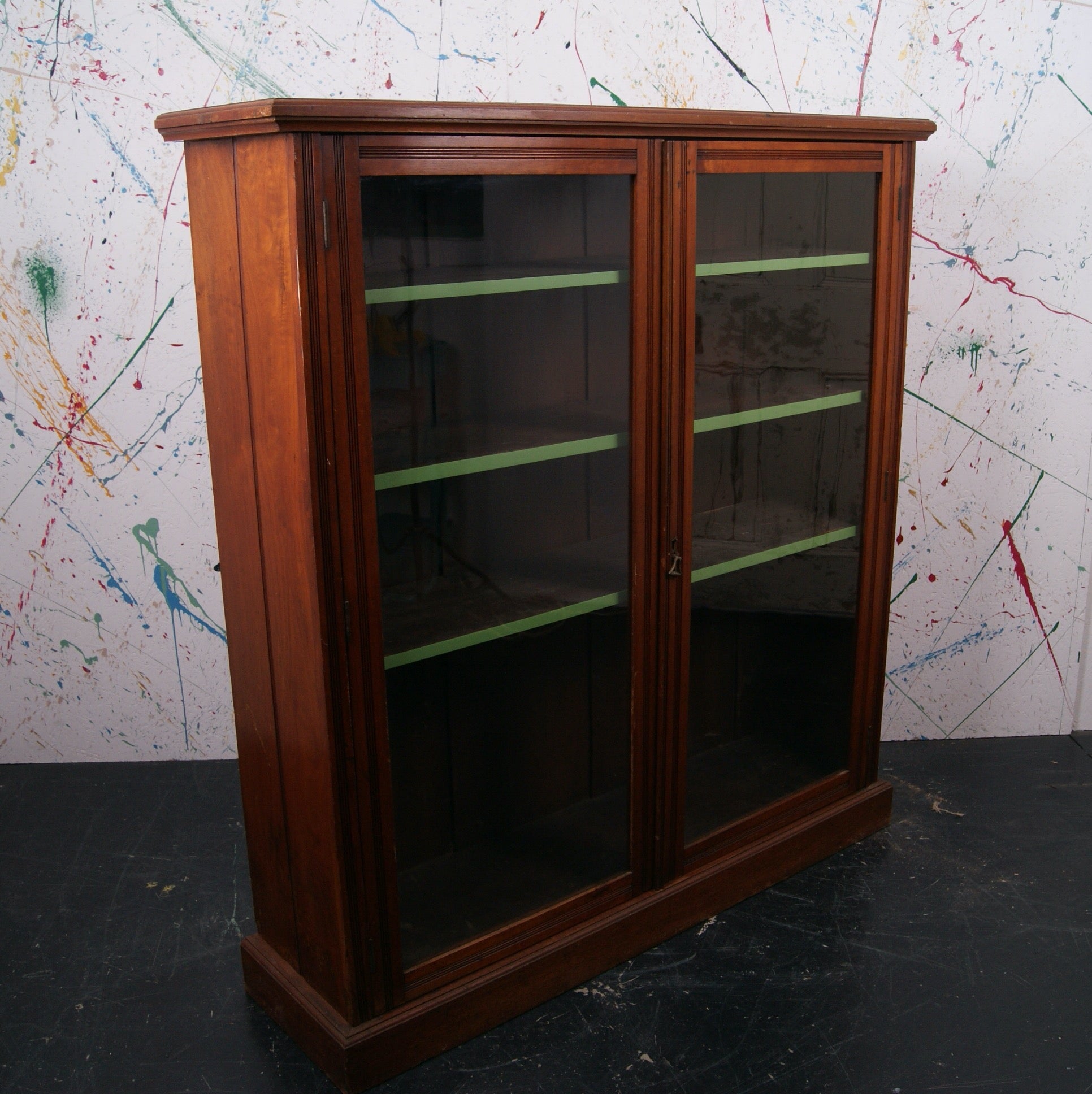 large-glass-cabinet-4