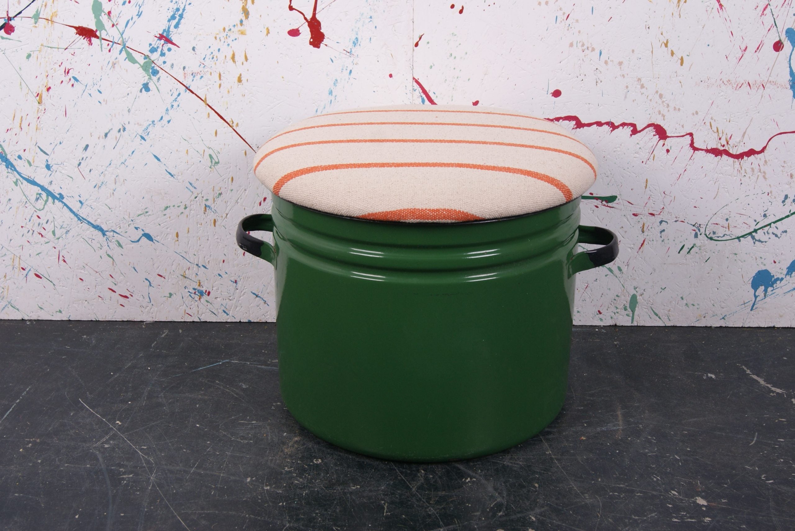 large-green-round-maggie-1