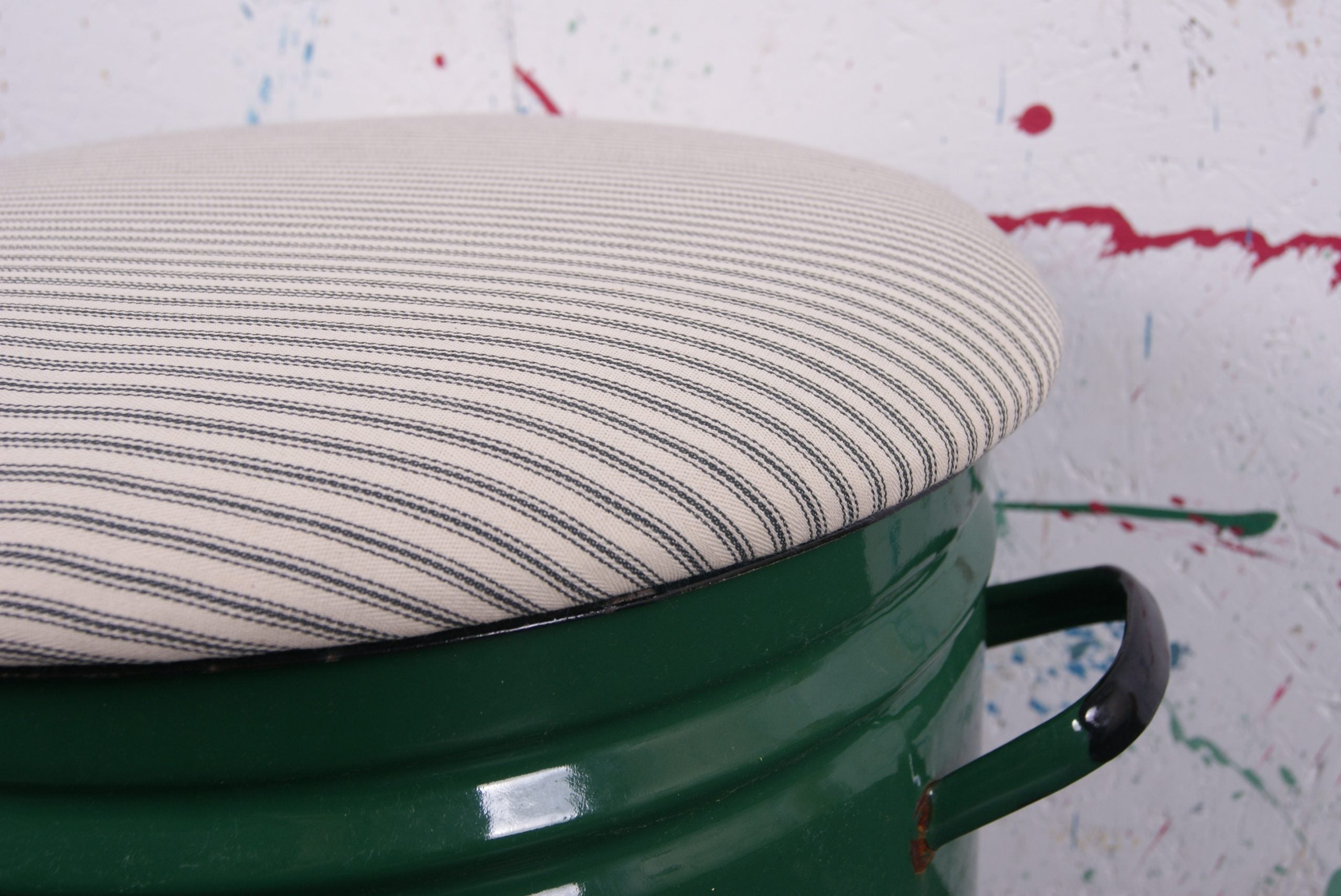 large-green-round-maggie-11