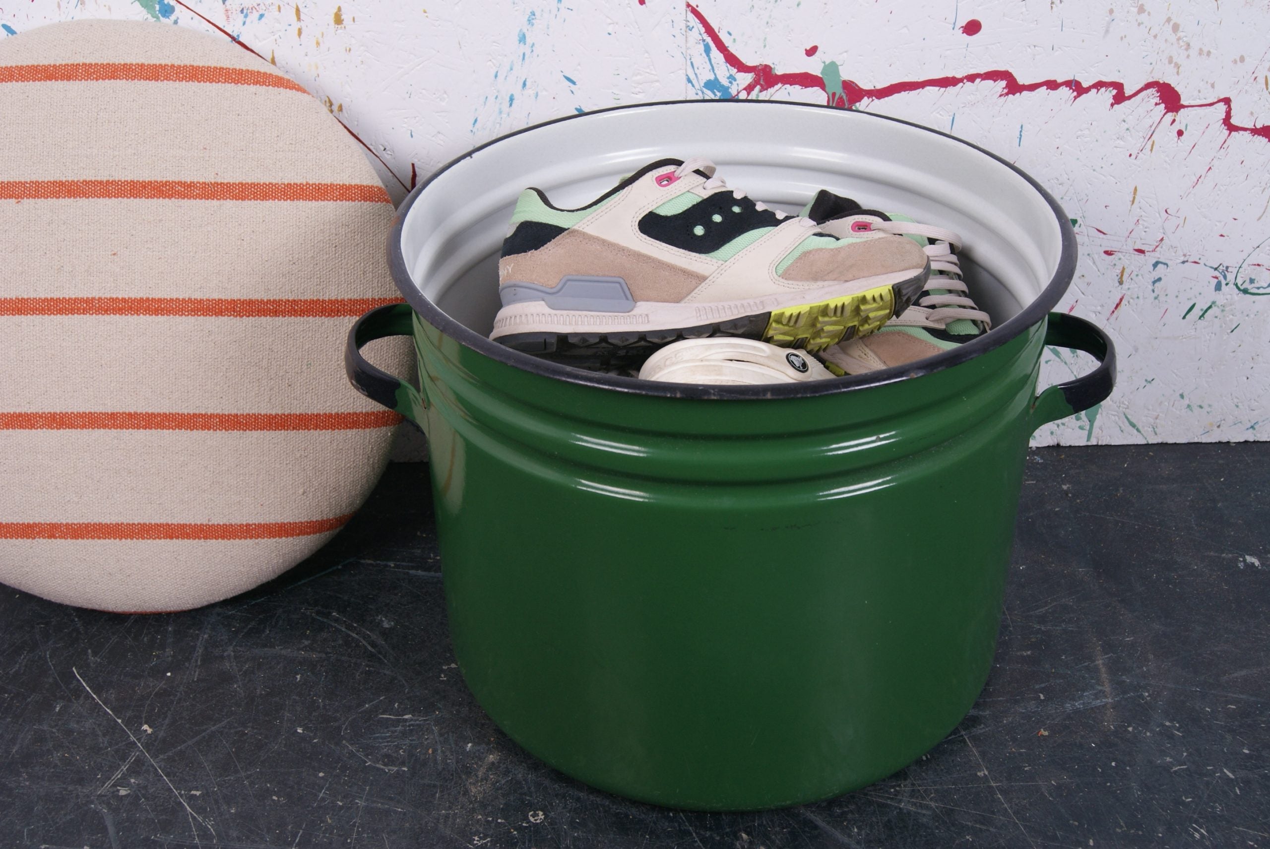 large-green-round-maggie-4