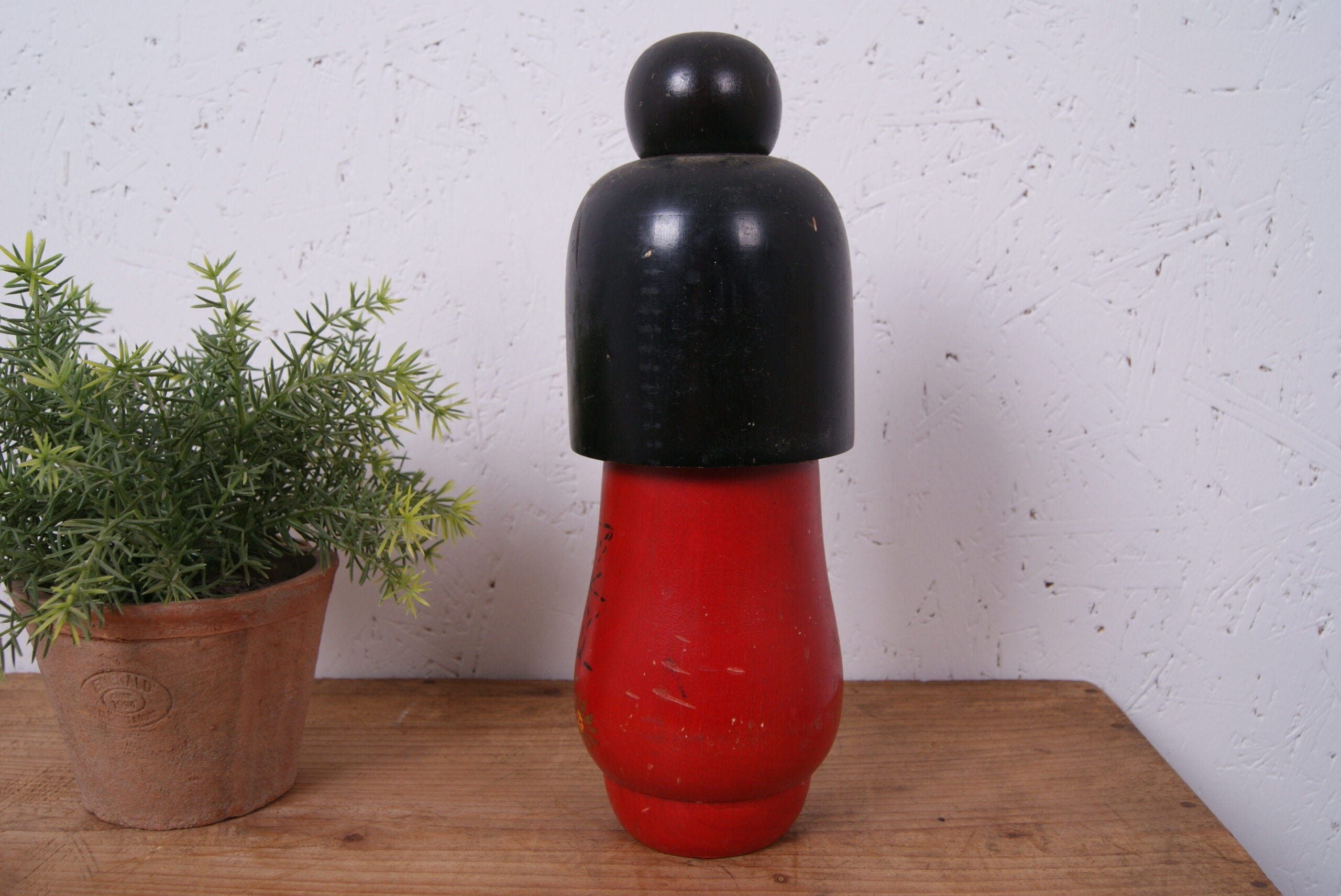 large-red-sosaku-kokeshi-doll-6