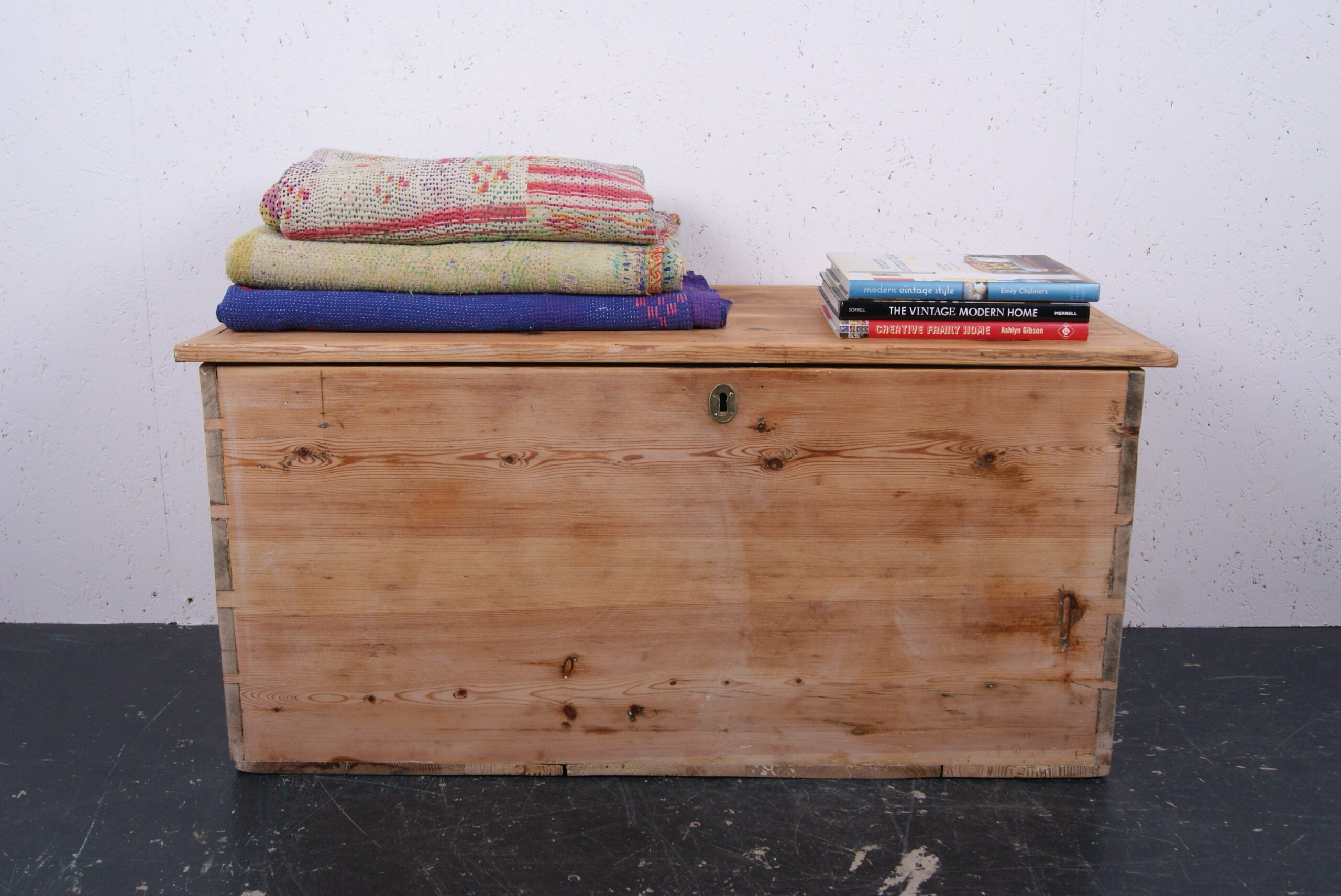 large-wooden-chest-6