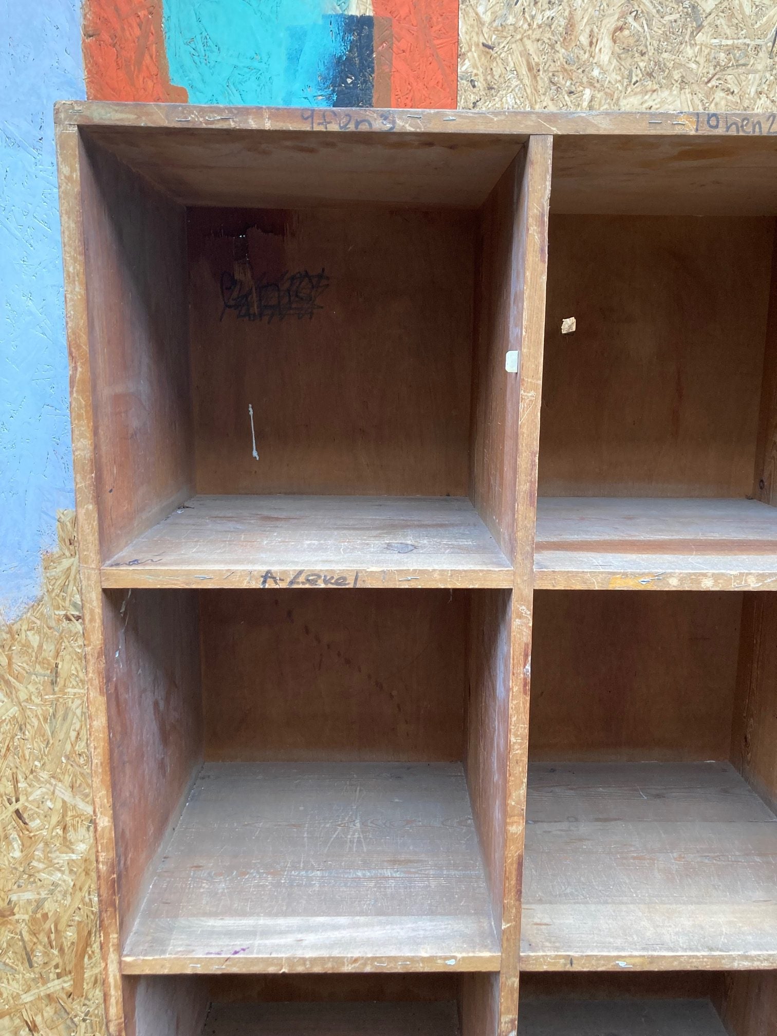 large-wooden-pigeon-hole-storage-2