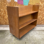 library-trolley-3