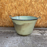 light-green-enamel-tub-1