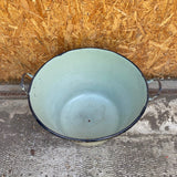 light-green-enamel-tub-2