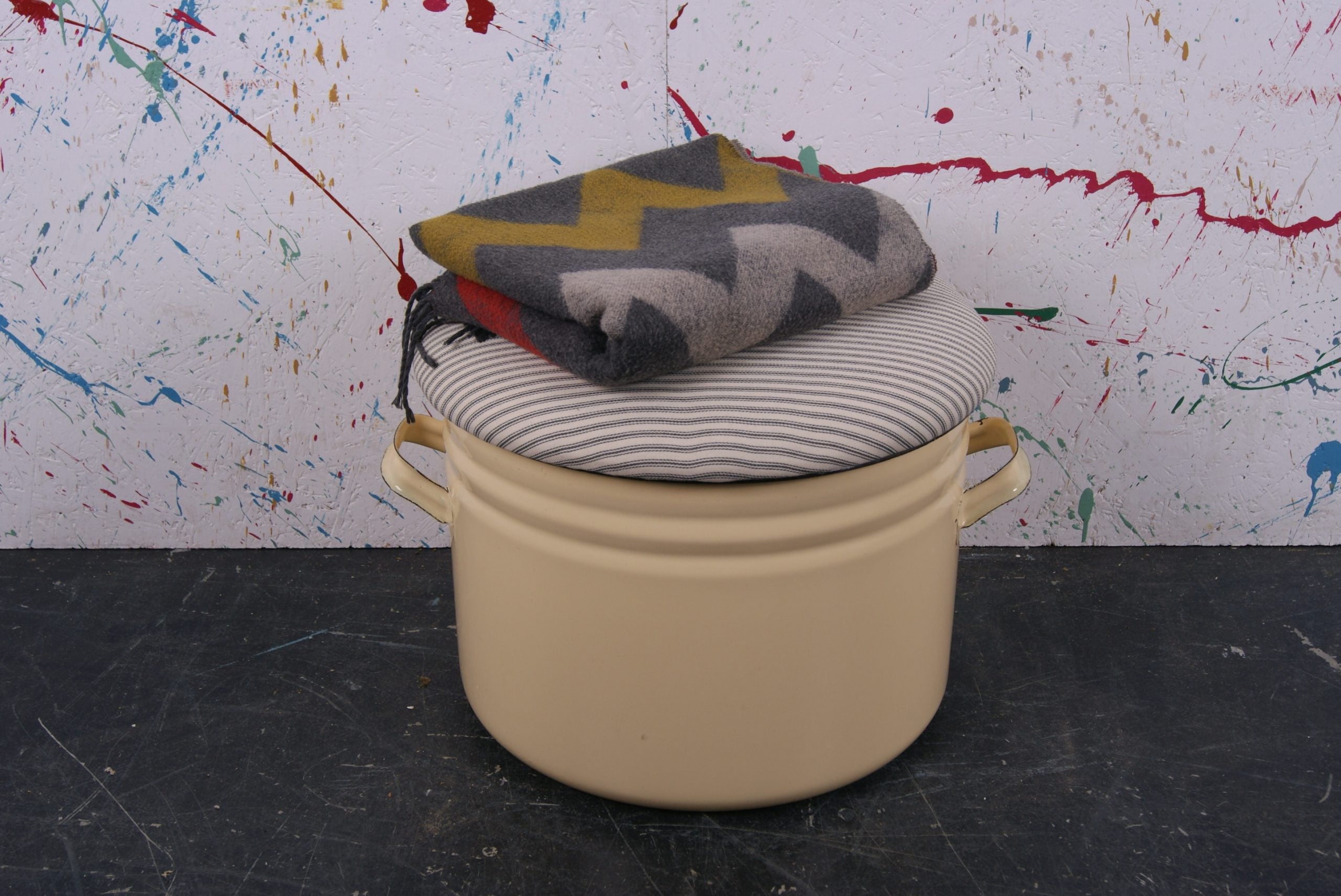 light-yellow-maggie-14