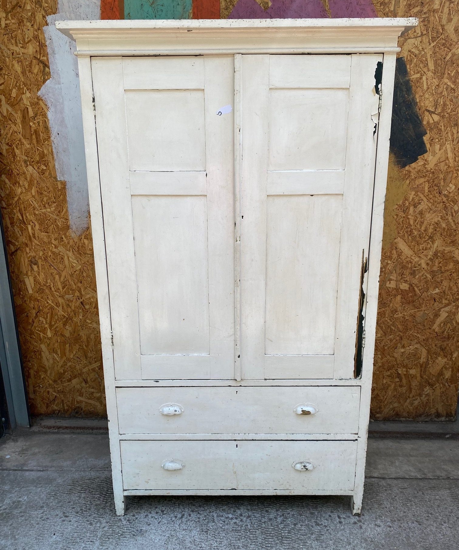 linen-cupboard-1