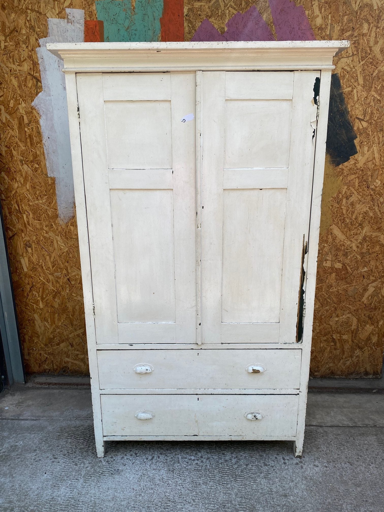 linen-cupboard-1