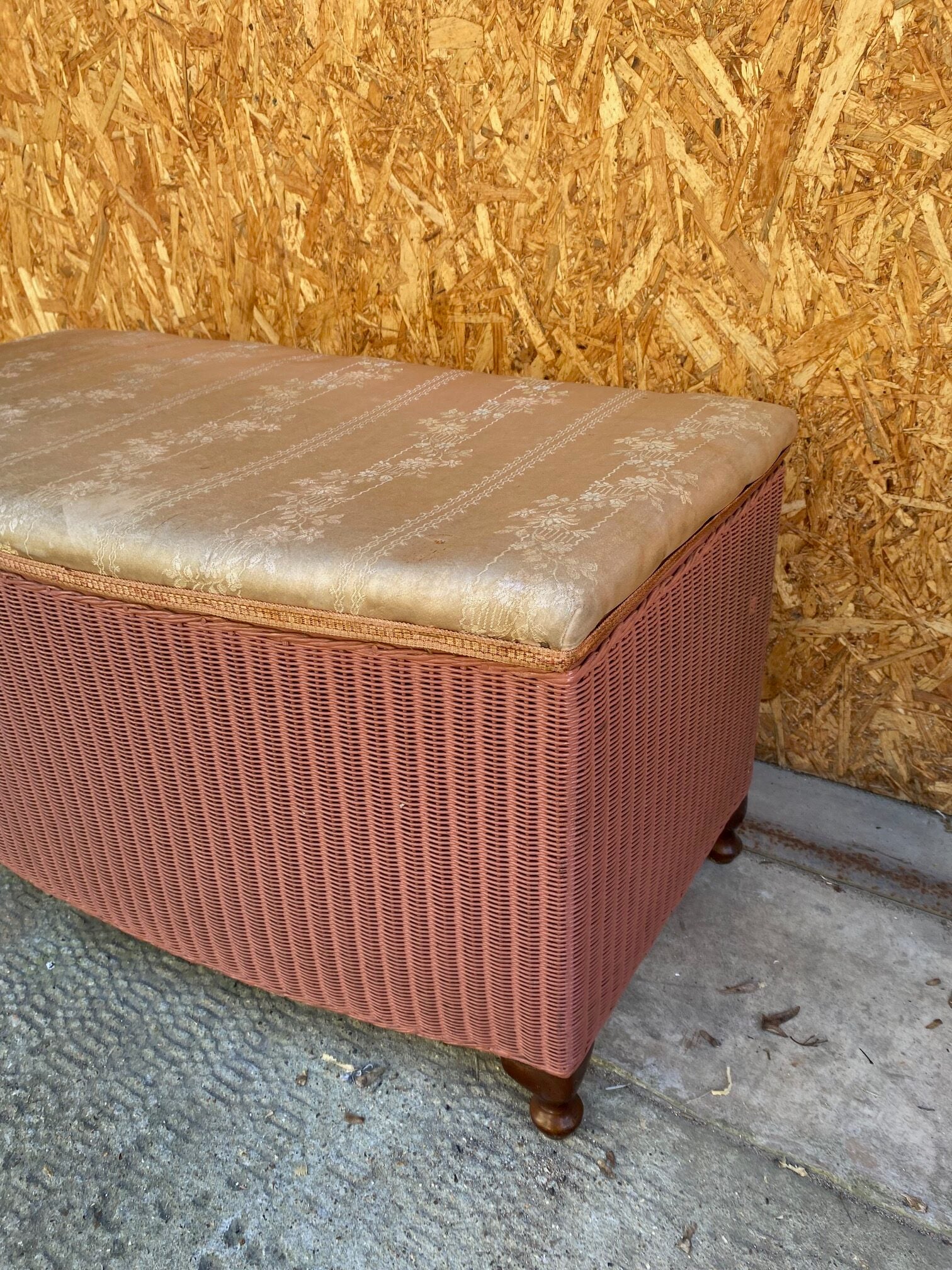 lloyd-loom-chest-2