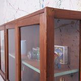 long-glass-cabinet-7