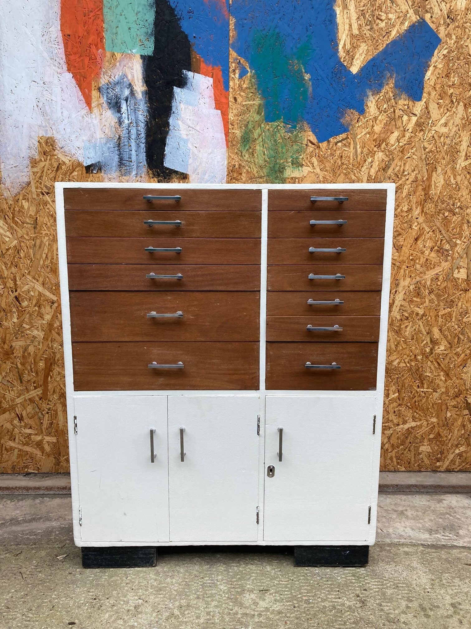 medical-cabinet-1