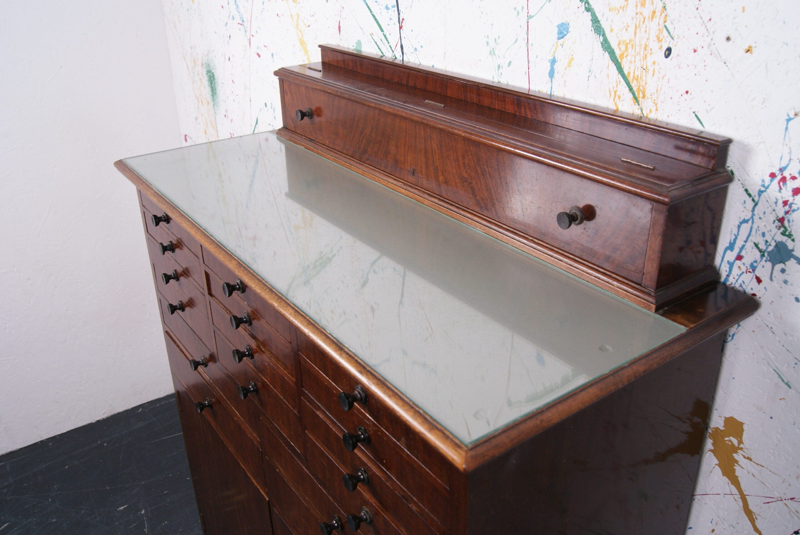 medical-cabinet-20