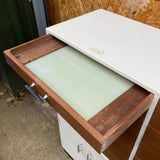 medical-cabinet-3