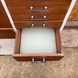 medical-cabinet-4