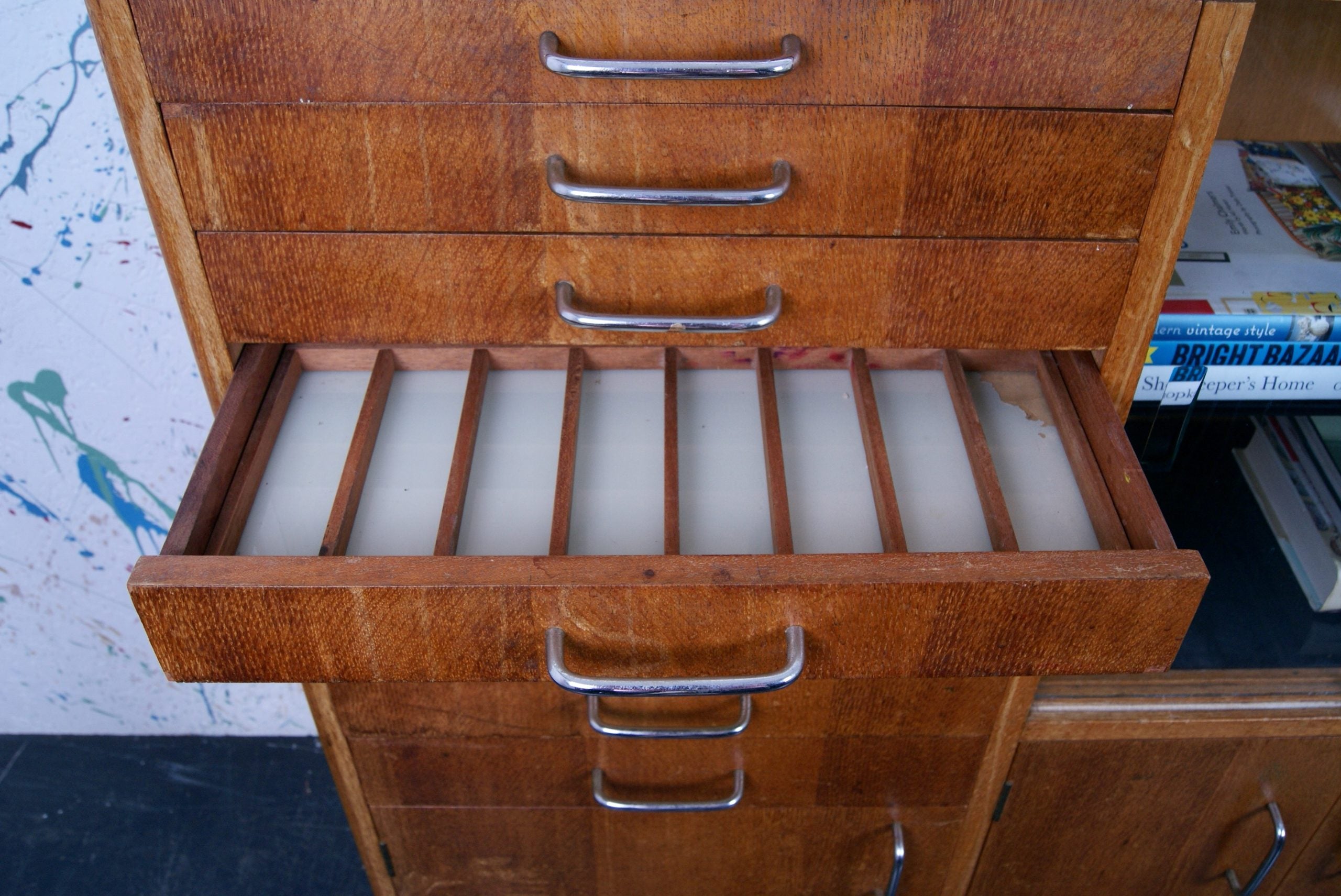 medical-cabinet-8