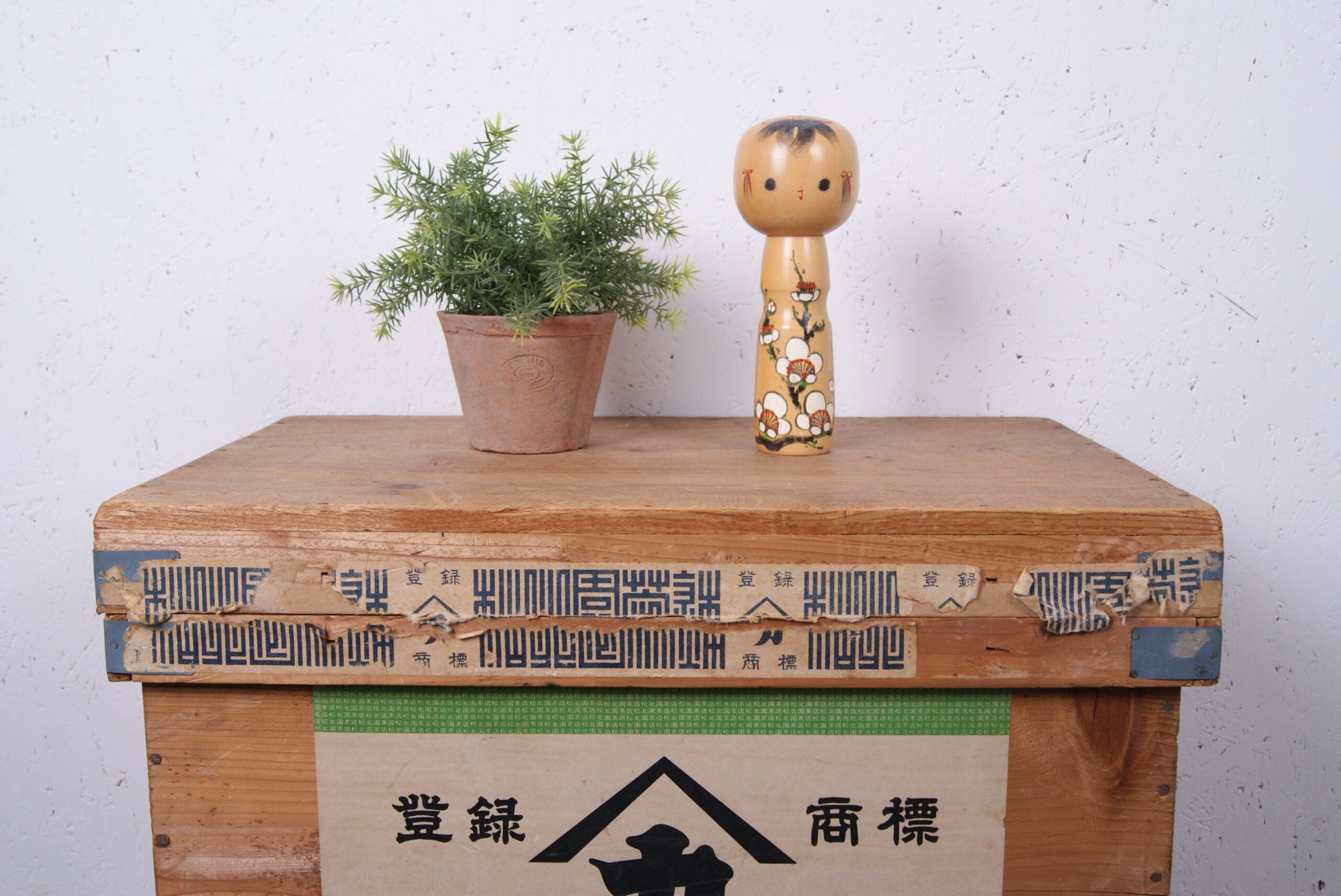 medium-creative-kokeshi-doll-10
