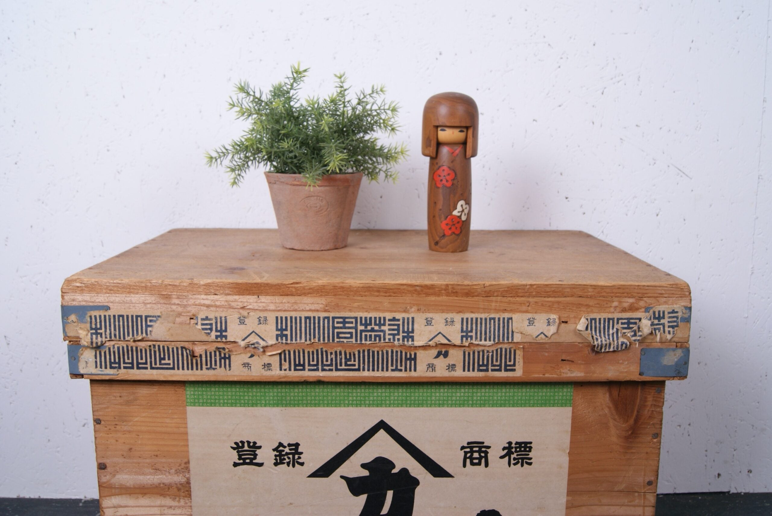 medium-creative-kokeshi-doll-26